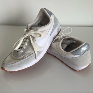 Nike Daybreak Sneakers